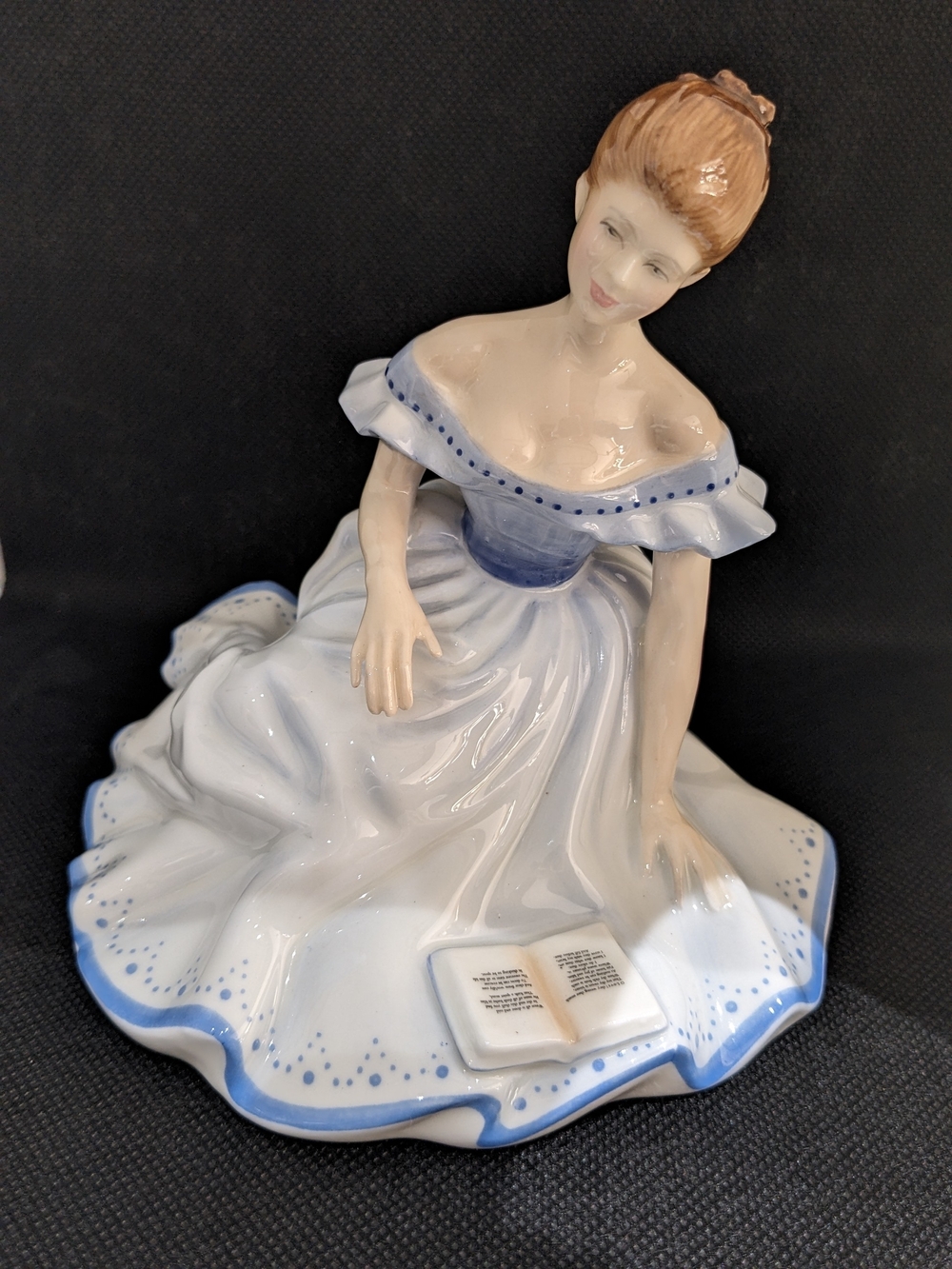 Royal Doulton Marjorie HN 2788 Vintage Figurine